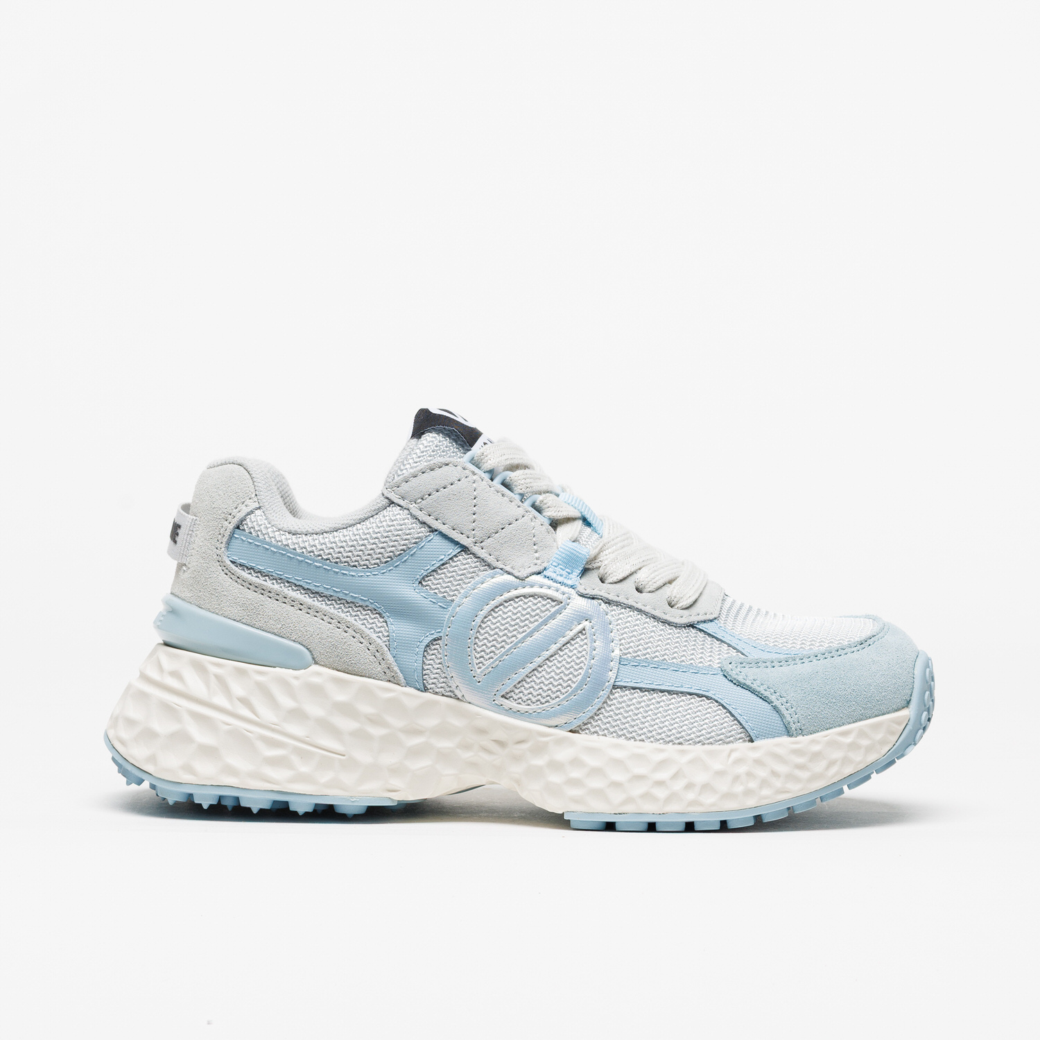 Sapatilha No Name Carter 2.0 Runner Silver Sky