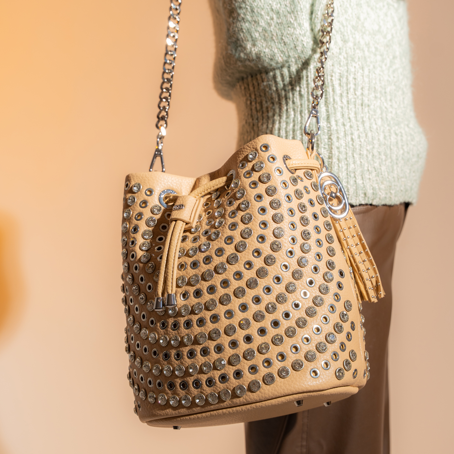 Mala Bucket Bag La Carrie Andromeda Strass - Image 4